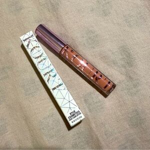 Kylie Cosmetics x Kourt -  french kiss velvet liquid lipstick with box